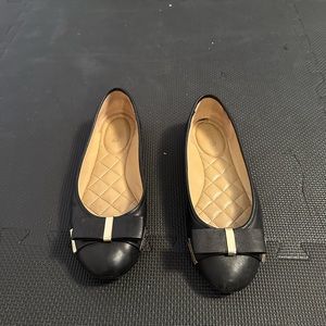 Michael Kors black ballet flats!
